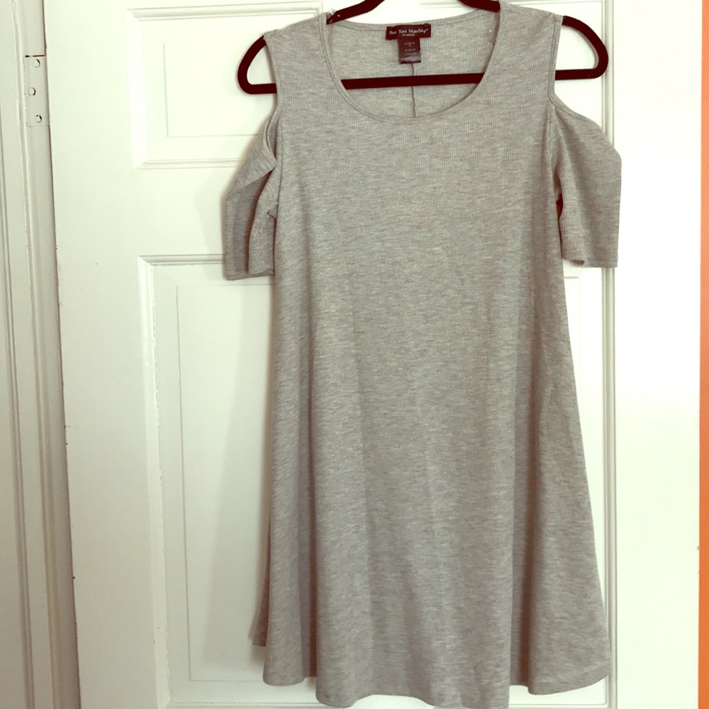 SOLD* NWOT- Open Shoulder Swing Dress